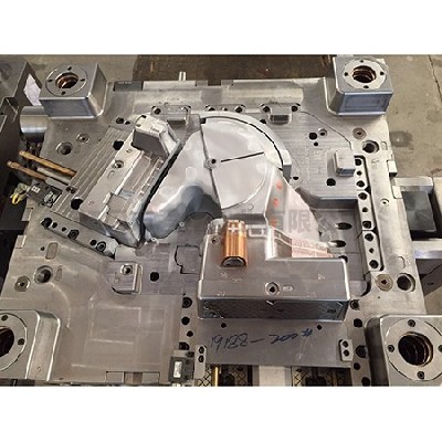 汽车配件模具