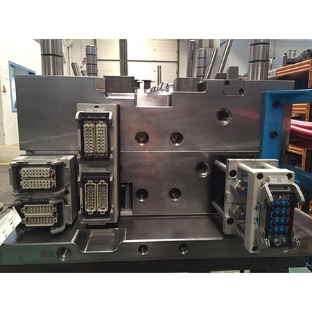 汽车配件模具
